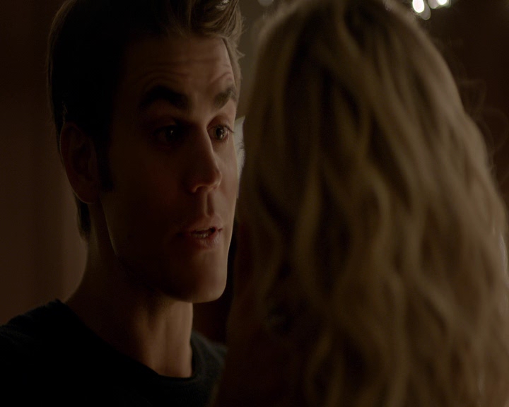 VampireDiaries-dot-nl_VVampireDiaries-dot-nl_VampireDiaries-8x07TheNextTimeIHurtSomebodyItCouldBeYou2052.jpg