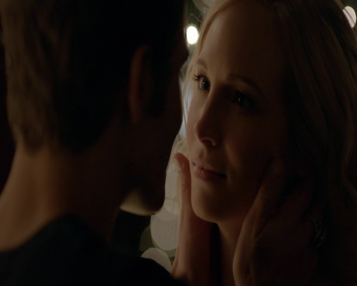 VampireDiaries-dot-nl_VVampireDiaries-dot-nl_VampireDiaries-8x07TheNextTimeIHurtSomebodyItCouldBeYou2054.jpg