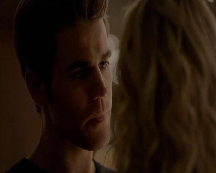 VampireDiaries-dot-nl_VVampireDiaries-dot-nl_VampireDiaries-8x07TheNextTimeIHurtSomebodyItCouldBeYou2078.jpg