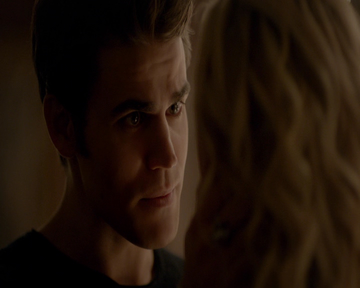 VampireDiaries-dot-nl_VVampireDiaries-dot-nl_VampireDiaries-8x07TheNextTimeIHurtSomebodyItCouldBeYou2092.jpg