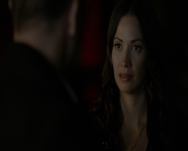 VampireDiaries-dot-nl_VVampireDiaries-dot-nl_VampireDiaries-8x07TheNextTimeIHurtSomebodyItCouldBeYou2134.jpg