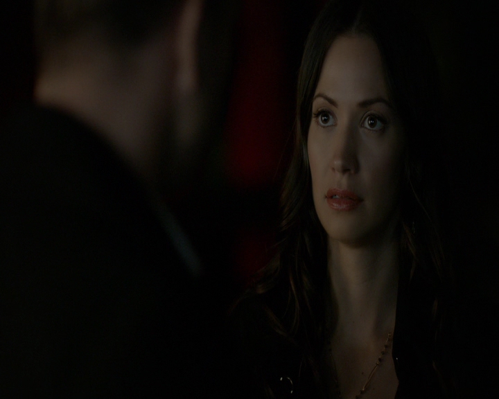 VampireDiaries-dot-nl_VVampireDiaries-dot-nl_VampireDiaries-8x07TheNextTimeIHurtSomebodyItCouldBeYou2137.jpg