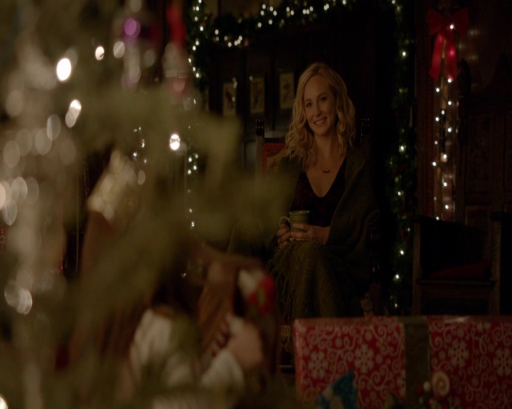 VampireDiaries-dot-nl_VVampireDiaries-dot-nl_VampireDiaries-8x07TheNextTimeIHurtSomebodyItCouldBeYou2208.jpg