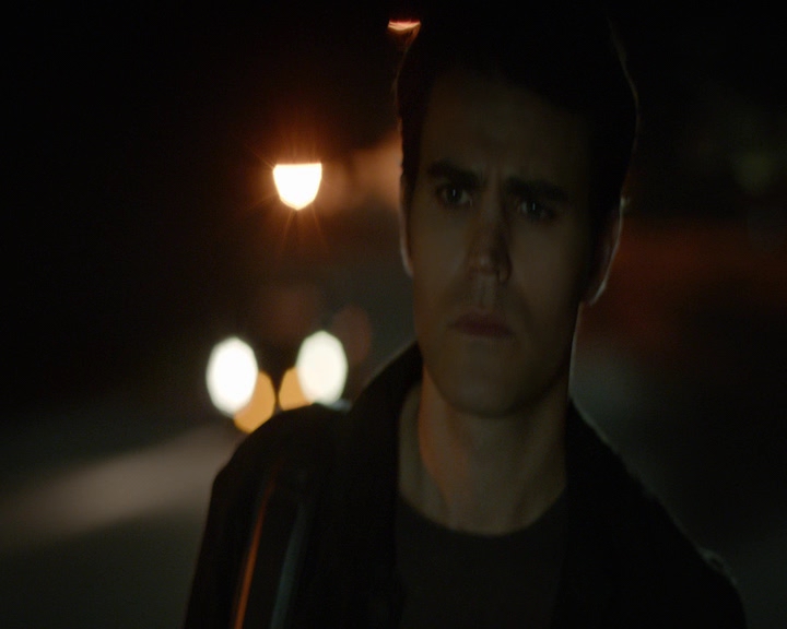 VampireDiaries-dot-nl_VVampireDiaries-dot-nl_VampireDiaries-8x07TheNextTimeIHurtSomebodyItCouldBeYou2238.jpg