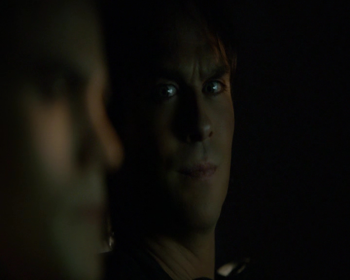 VampireDiaries-dot-nl_VVampireDiaries-dot-nl_VampireDiaries-8x07TheNextTimeIHurtSomebodyItCouldBeYou2285.jpg