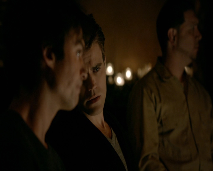 VampireDiaries-dot-nl_VVampireDiaries-dot-nl_VampireDiaries-8x08WeHaveHistoryTogether0028.jpg