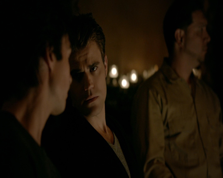 VampireDiaries-dot-nl_VVampireDiaries-dot-nl_VampireDiaries-8x08WeHaveHistoryTogether0029.jpg