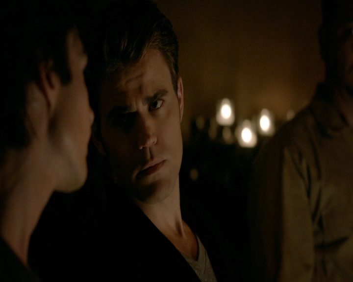 VampireDiaries-dot-nl_VVampireDiaries-dot-nl_VampireDiaries-8x08WeHaveHistoryTogether0035.jpg