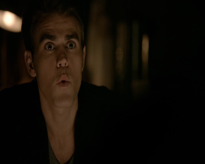 VampireDiaries-dot-nl_VVampireDiaries-dot-nl_VampireDiaries-8x08WeHaveHistoryTogether0072.jpg