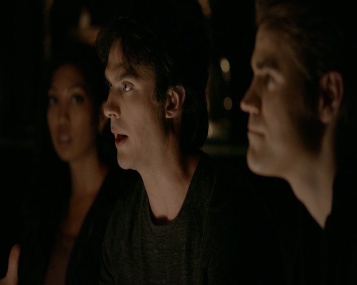 VampireDiaries-dot-nl_VVampireDiaries-dot-nl_VampireDiaries-8x08WeHaveHistoryTogether0095.jpg