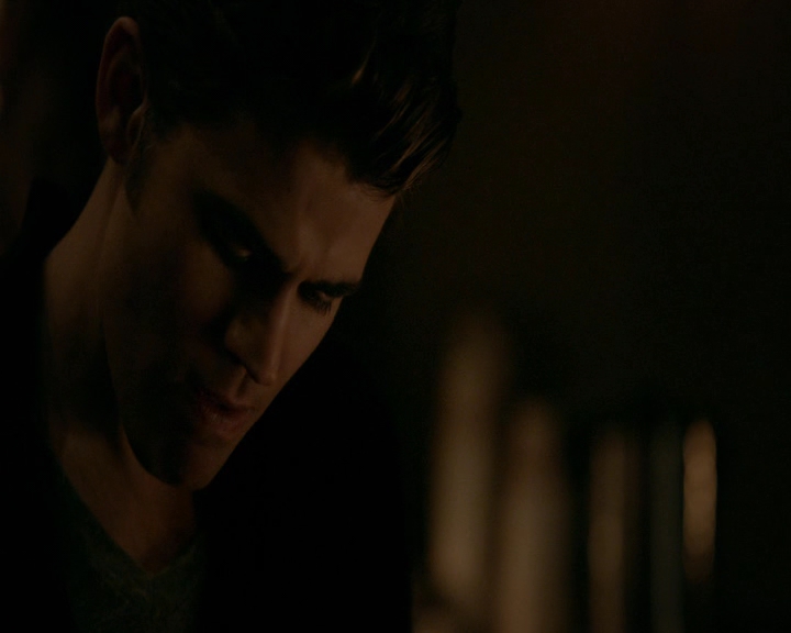 VampireDiaries-dot-nl_VVampireDiaries-dot-nl_VampireDiaries-8x08WeHaveHistoryTogether0136.jpg