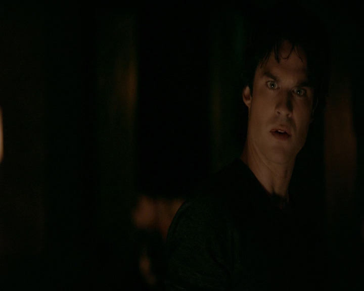 VampireDiaries-dot-nl_VVampireDiaries-dot-nl_VampireDiaries-8x08WeHaveHistoryTogether0149.jpg