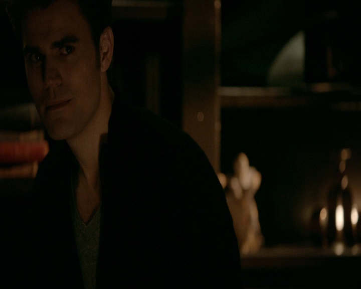 VampireDiaries-dot-nl_VVampireDiaries-dot-nl_VampireDiaries-8x08WeHaveHistoryTogether0163.jpg