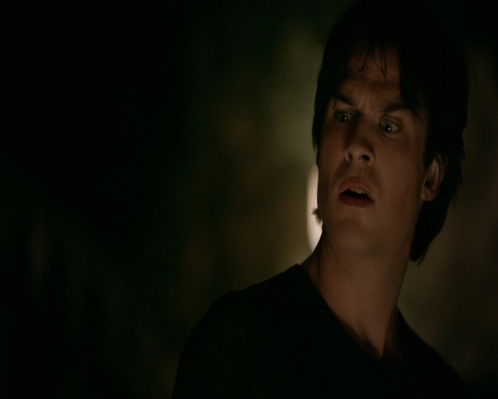 VampireDiaries-dot-nl_VVampireDiaries-dot-nl_VampireDiaries-8x08WeHaveHistoryTogether0172.jpg