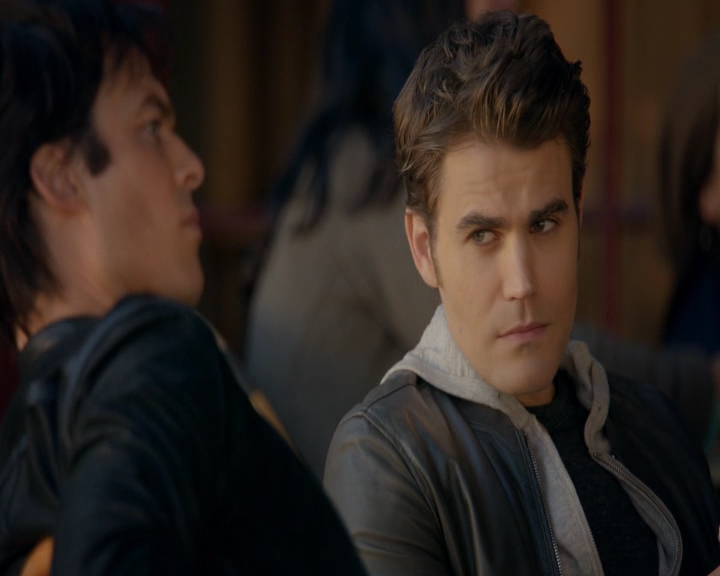 VampireDiaries-dot-nl_VVampireDiaries-dot-nl_VampireDiaries-8x08WeHaveHistoryTogether0492.jpg