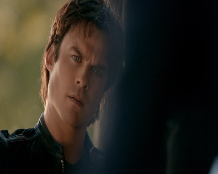 VampireDiaries-dot-nl_VVampireDiaries-dot-nl_VampireDiaries-8x08WeHaveHistoryTogether0508.jpg