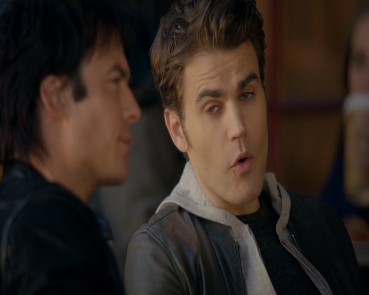 VampireDiaries-dot-nl_VVampireDiaries-dot-nl_VampireDiaries-8x08WeHaveHistoryTogether0515.jpg