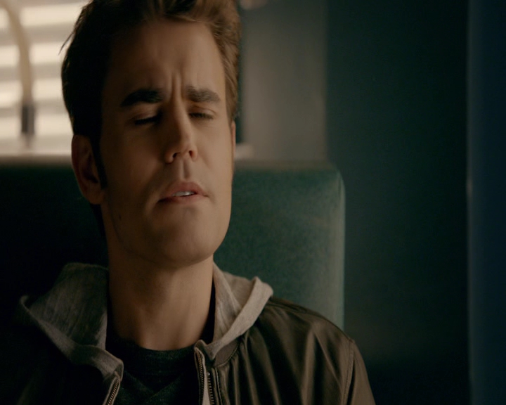 VampireDiaries-dot-nl_VVampireDiaries-dot-nl_VampireDiaries-8x08WeHaveHistoryTogether0597.jpg