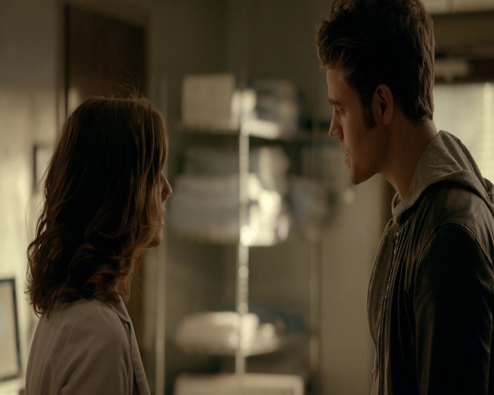 VampireDiaries-dot-nl_VVampireDiaries-dot-nl_VampireDiaries-8x08WeHaveHistoryTogether0722.jpg