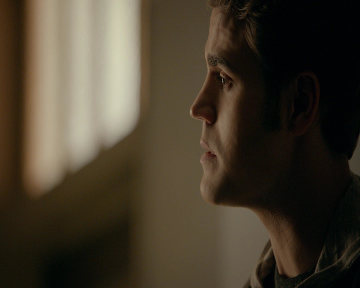 VampireDiaries-dot-nl_VVampireDiaries-dot-nl_VampireDiaries-8x08WeHaveHistoryTogether0744.jpg