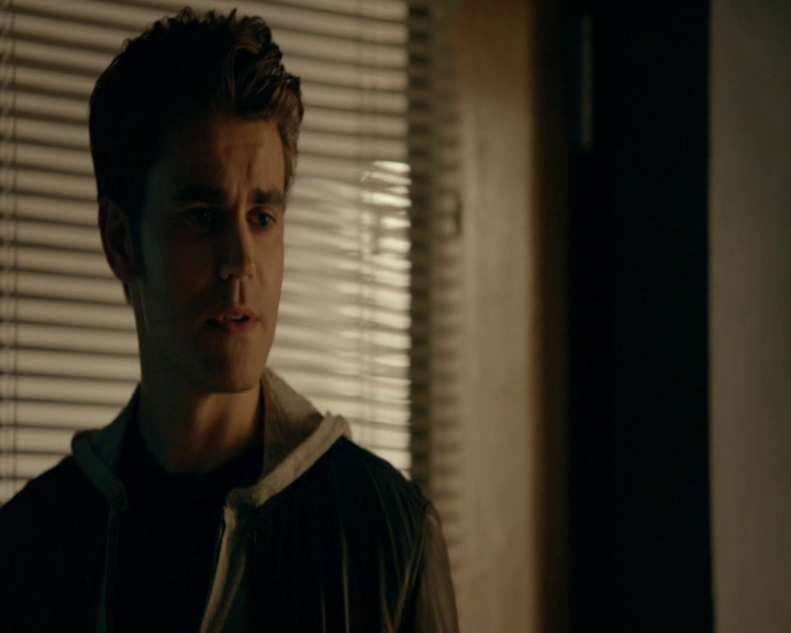 VampireDiaries-dot-nl_VVampireDiaries-dot-nl_VampireDiaries-8x08WeHaveHistoryTogether0781.jpg