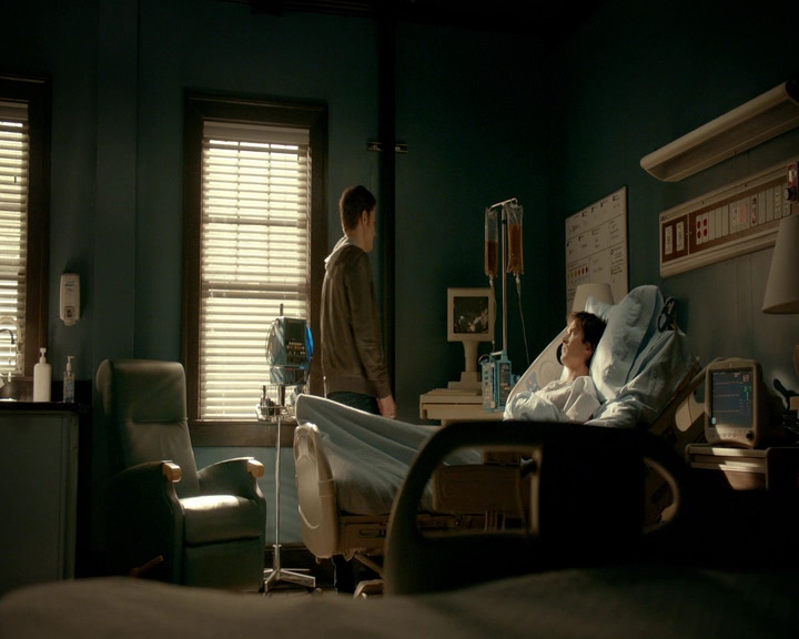 VampireDiaries-dot-nl_VVampireDiaries-dot-nl_VampireDiaries-8x08WeHaveHistoryTogether0797.jpg