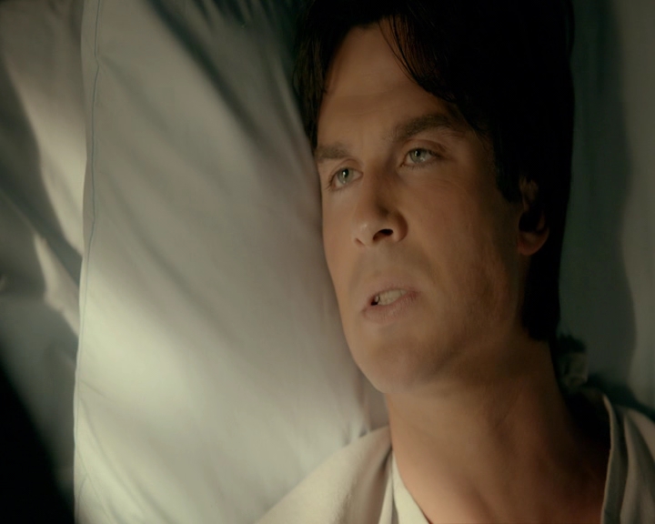 VampireDiaries-dot-nl_VVampireDiaries-dot-nl_VampireDiaries-8x08WeHaveHistoryTogether0808.jpg