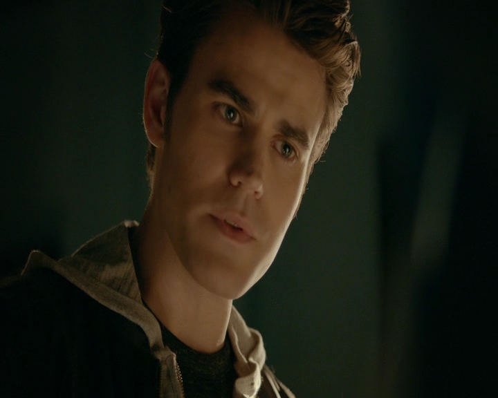 VampireDiaries-dot-nl_VVampireDiaries-dot-nl_VampireDiaries-8x08WeHaveHistoryTogether0810.jpg