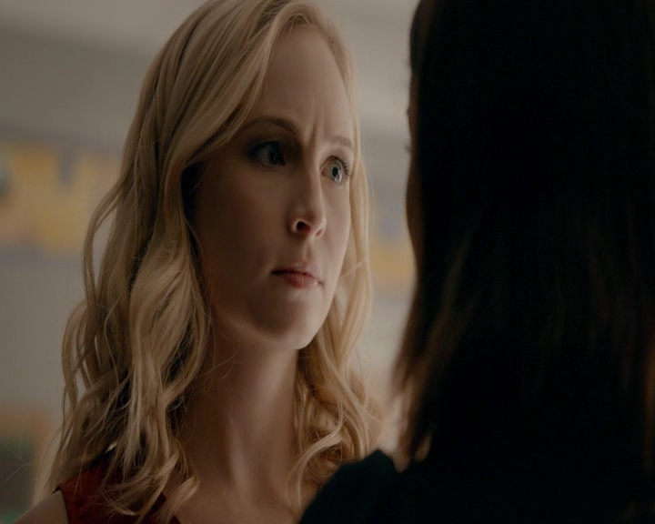 VampireDiaries-dot-nl_VVampireDiaries-dot-nl_VampireDiaries-8x08WeHaveHistoryTogether0915.jpg