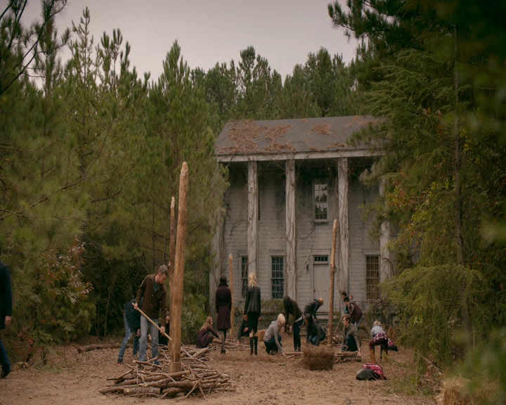 VampireDiaries-dot-nl_VVampireDiaries-dot-nl_VampireDiaries-8x08WeHaveHistoryTogether0951.jpg