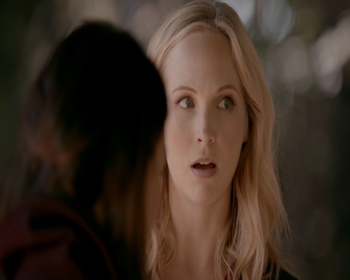 VampireDiaries-dot-nl_VVampireDiaries-dot-nl_VampireDiaries-8x08WeHaveHistoryTogether1037.jpg