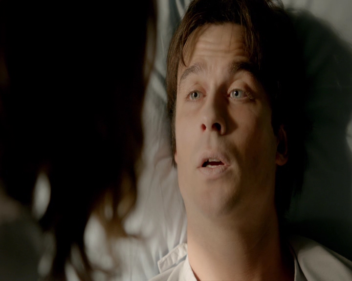 VampireDiaries-dot-nl_VVampireDiaries-dot-nl_VampireDiaries-8x08WeHaveHistoryTogether1137.jpg