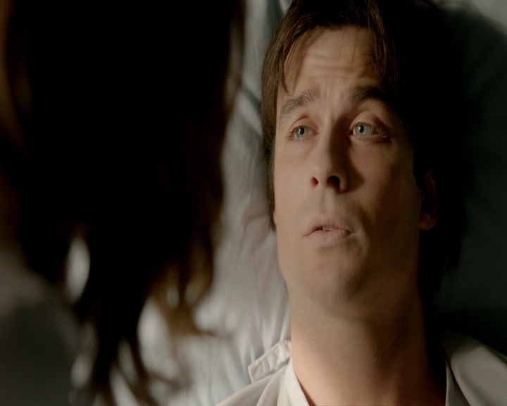 VampireDiaries-dot-nl_VVampireDiaries-dot-nl_VampireDiaries-8x08WeHaveHistoryTogether1138.jpg