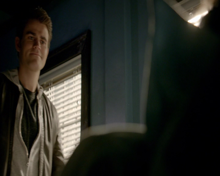 VampireDiaries-dot-nl_VVampireDiaries-dot-nl_VampireDiaries-8x08WeHaveHistoryTogether1144.jpg