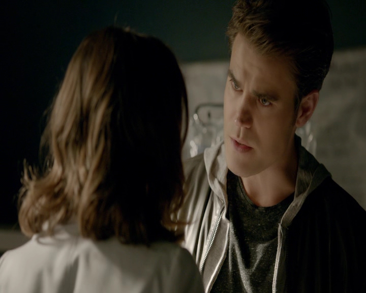 VampireDiaries-dot-nl_VVampireDiaries-dot-nl_VampireDiaries-8x08WeHaveHistoryTogether1188.jpg