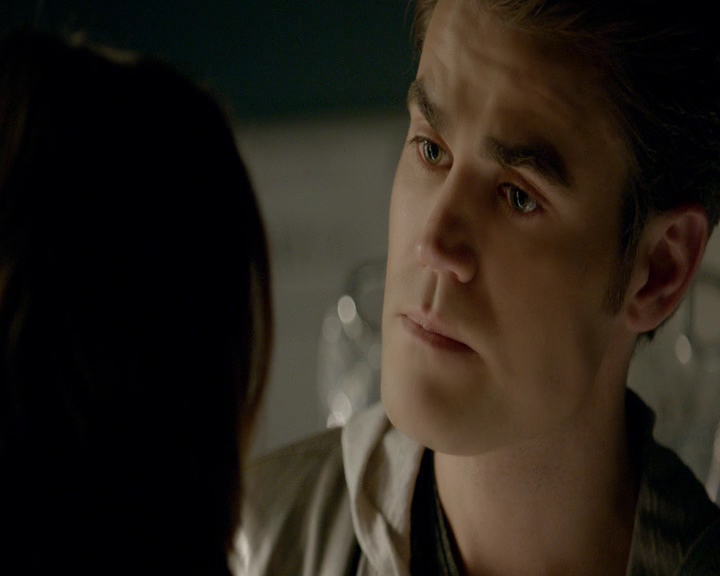 VampireDiaries-dot-nl_VVampireDiaries-dot-nl_VampireDiaries-8x08WeHaveHistoryTogether1238.jpg