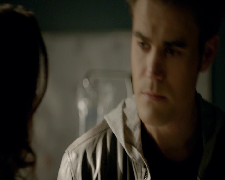 VampireDiaries-dot-nl_VVampireDiaries-dot-nl_VampireDiaries-8x08WeHaveHistoryTogether1256.jpg