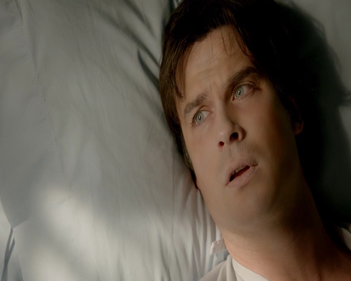 VampireDiaries-dot-nl_VVampireDiaries-dot-nl_VampireDiaries-8x08WeHaveHistoryTogether1311.jpg