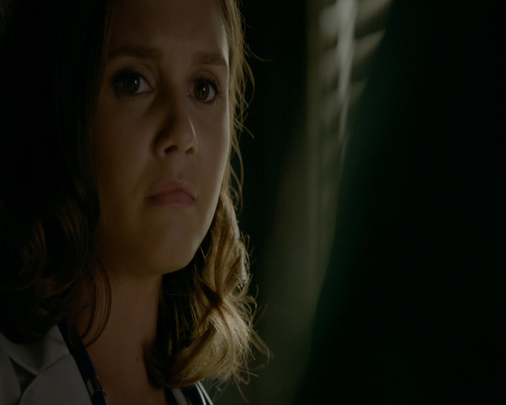 VampireDiaries-dot-nl_VVampireDiaries-dot-nl_VampireDiaries-8x08WeHaveHistoryTogether1349.jpg