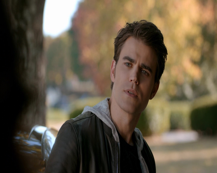 VampireDiaries-dot-nl_VVampireDiaries-dot-nl_VampireDiaries-8x08WeHaveHistoryTogether1577.jpg