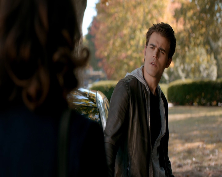 VampireDiaries-dot-nl_VVampireDiaries-dot-nl_VampireDiaries-8x08WeHaveHistoryTogether1581.jpg