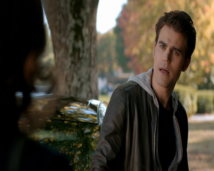 VampireDiaries-dot-nl_VVampireDiaries-dot-nl_VampireDiaries-8x08WeHaveHistoryTogether1585.jpg