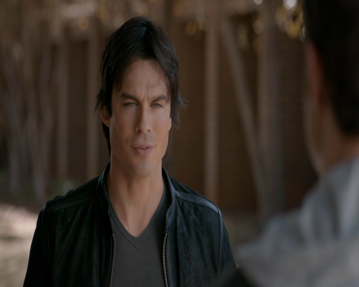 VampireDiaries-dot-nl_VVampireDiaries-dot-nl_VampireDiaries-8x08WeHaveHistoryTogether1640.jpg