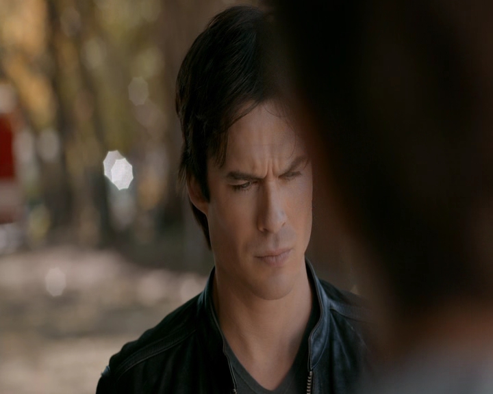 VampireDiaries-dot-nl_VVampireDiaries-dot-nl_VampireDiaries-8x08WeHaveHistoryTogether1683.jpg