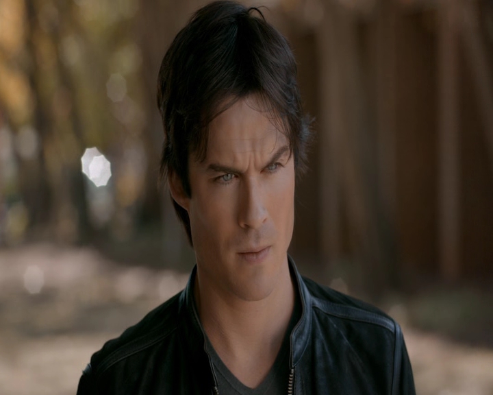 VampireDiaries-dot-nl_VVampireDiaries-dot-nl_VampireDiaries-8x08WeHaveHistoryTogether1684.jpg