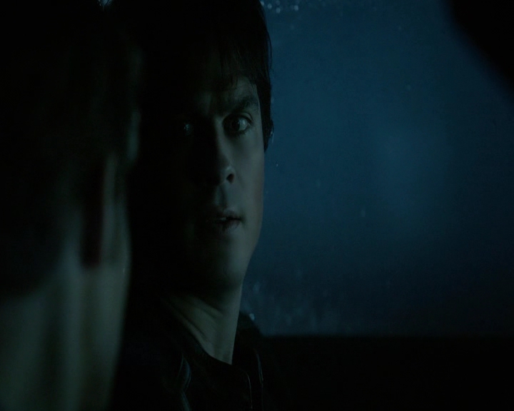 VampireDiaries-dot-nl_VVampireDiaries-dot-nl_VampireDiaries-8x08WeHaveHistoryTogether1944.jpg