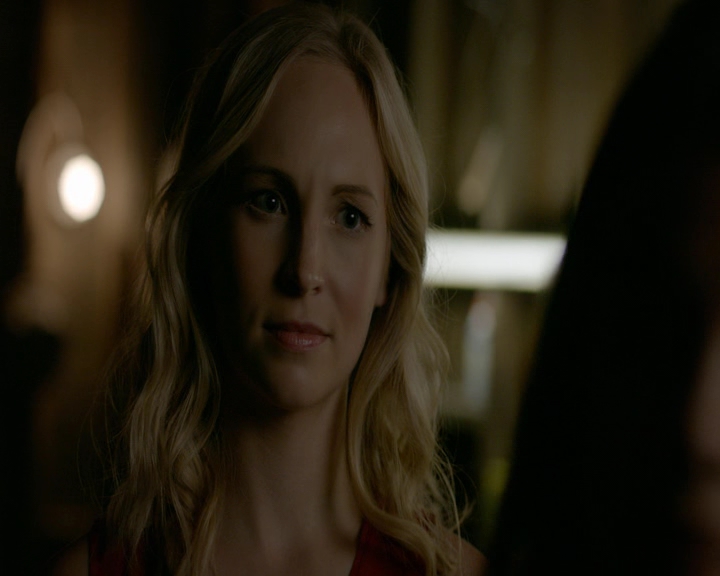 VampireDiaries-dot-nl_VVampireDiaries-dot-nl_VampireDiaries-8x08WeHaveHistoryTogether2128.jpg