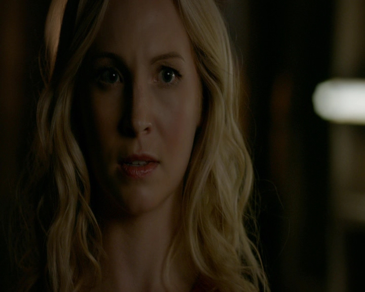 VampireDiaries-dot-nl_VVampireDiaries-dot-nl_VampireDiaries-8x08WeHaveHistoryTogether2144.jpg