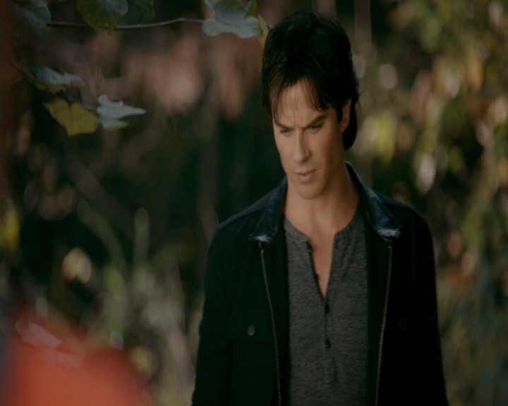 VampireDiaries-dot-nl_VVampireDiaries-dot-nl_VampireDiaries-8x08WeHaveHistoryTogether2168.jpg