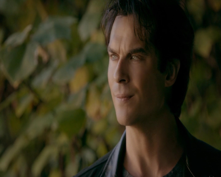 VampireDiaries-dot-nl_VVampireDiaries-dot-nl_VampireDiaries-8x08WeHaveHistoryTogether2178.jpg